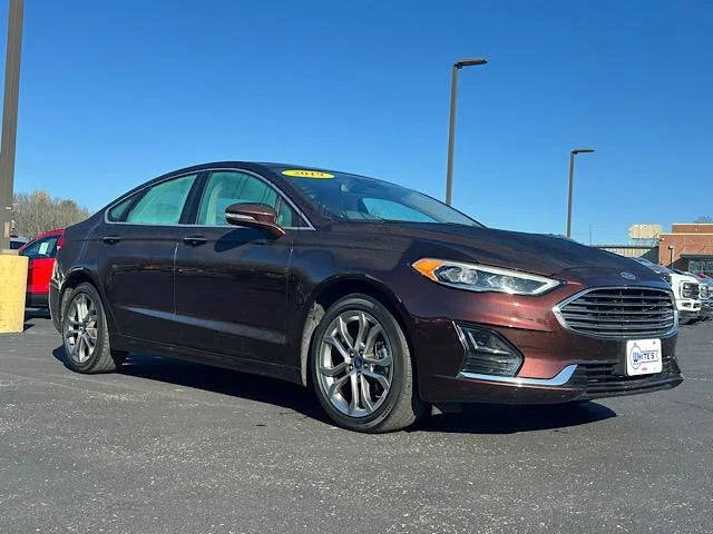 2019 Ford Fusion SEL FWD photo