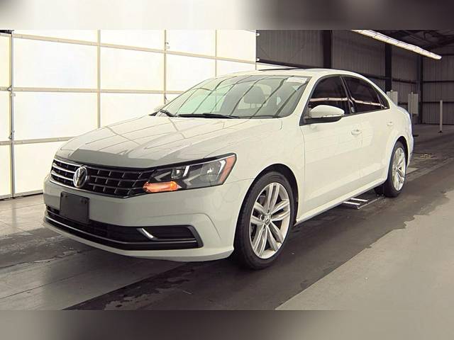 2019 Volkswagen Passat 2.0T Wolfsburg Edition FWD photo