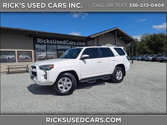 2019 Toyota 4Runner SR5 RWD photo