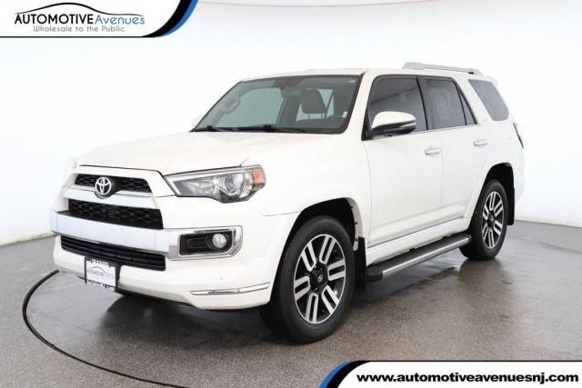 2019 Toyota 4Runner Limited 4WD photo