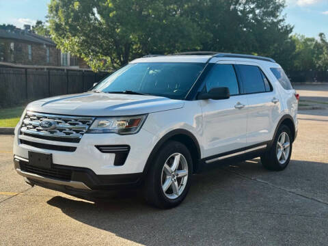 2019 Ford Explorer XLT FWD photo
