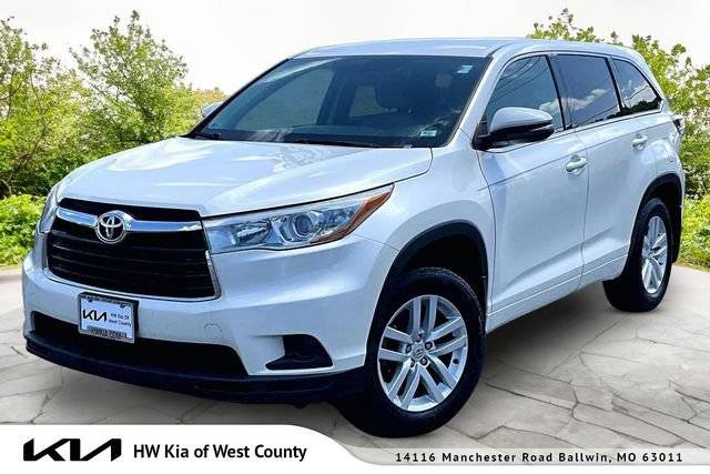 2015 Toyota Highlander LE AWD photo