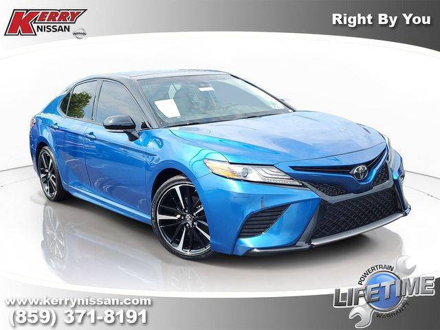 2019 Toyota Camry XSE FWD photo
