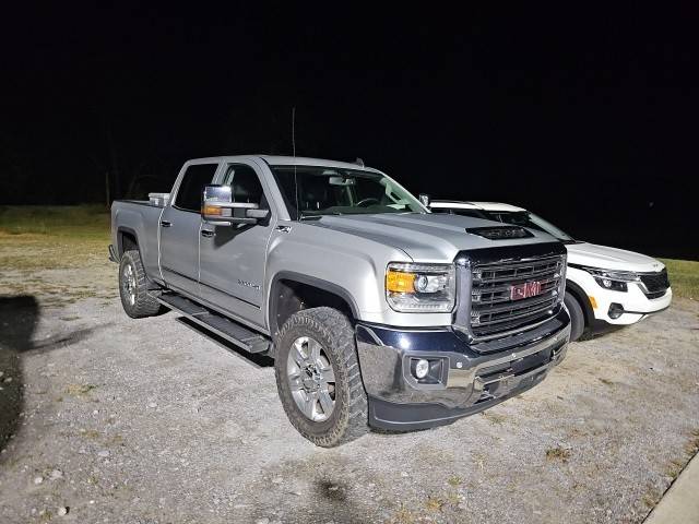 2019 GMC Sierra 2500HD SLT 4WD photo