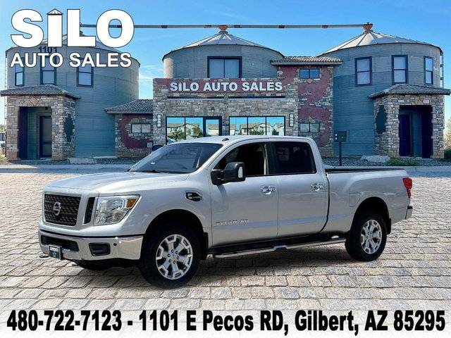 2019 Nissan Titan XD SV 4WD photo
