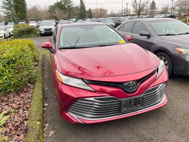 2019 Toyota Camry XLE FWD photo