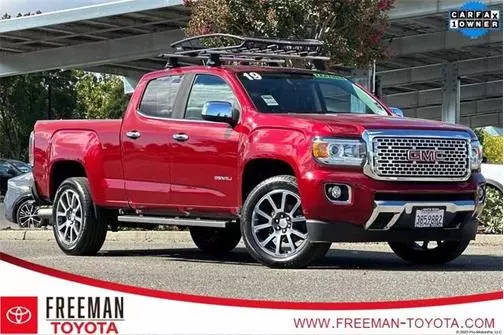 2019 GMC Canyon 4WD Denali 4WD photo