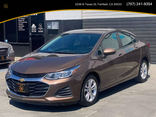 2019 Chevrolet Cruze LS FWD photo