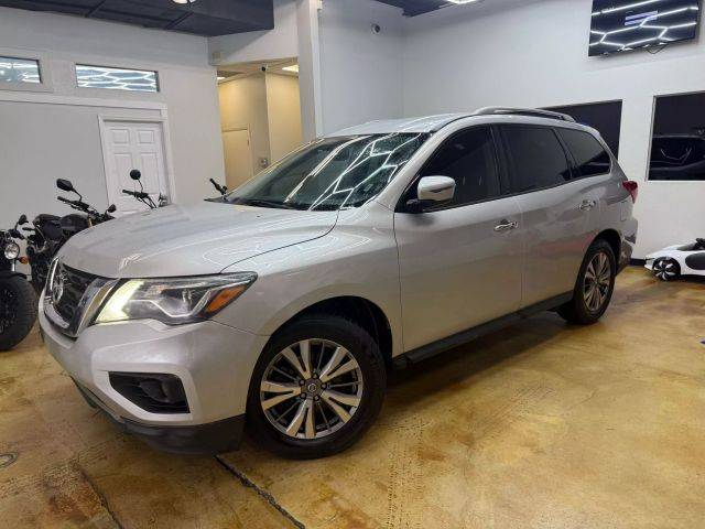 2018 Nissan Pathfinder SV FWD photo