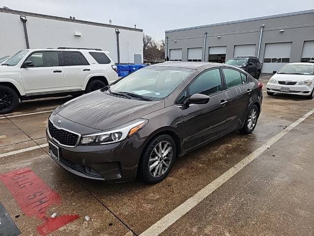 2017 Kia Forte LX FWD photo