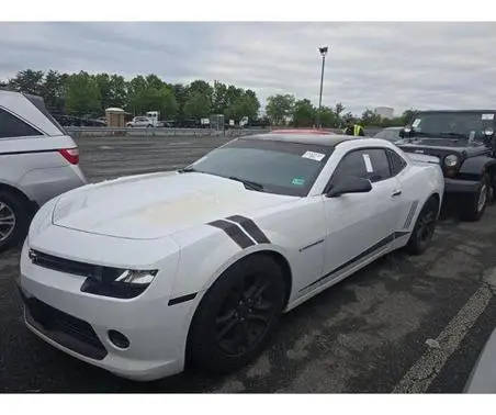 2015 Chevrolet Camaro LS RWD photo