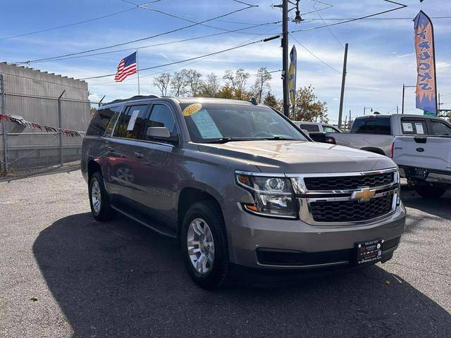 2019 Chevrolet Suburban LS 4WD photo