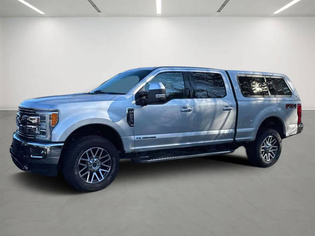 2019 Ford F-250 Super Duty LARIAT 4WD photo