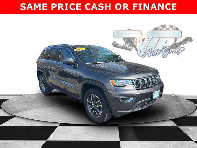 2019 Jeep Grand Cherokee Laredo E 4WD photo