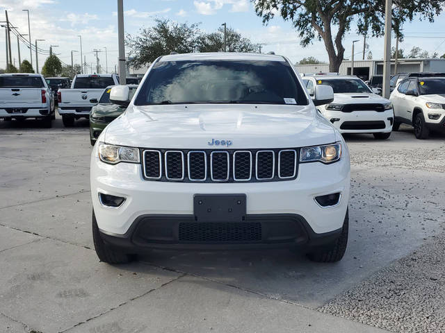 2019 Jeep Grand Cherokee Laredo E 4WD photo