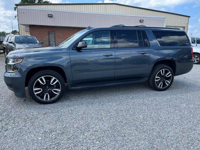 2019 Chevrolet Suburban LT 4WD photo