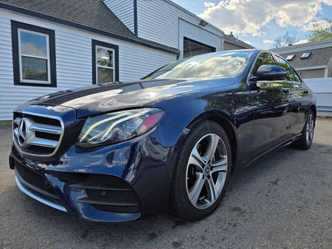 2019 Mercedes-Benz E-Class E 300 AWD photo