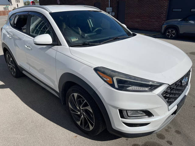 2019 Hyundai Tucson Sport FWD photo