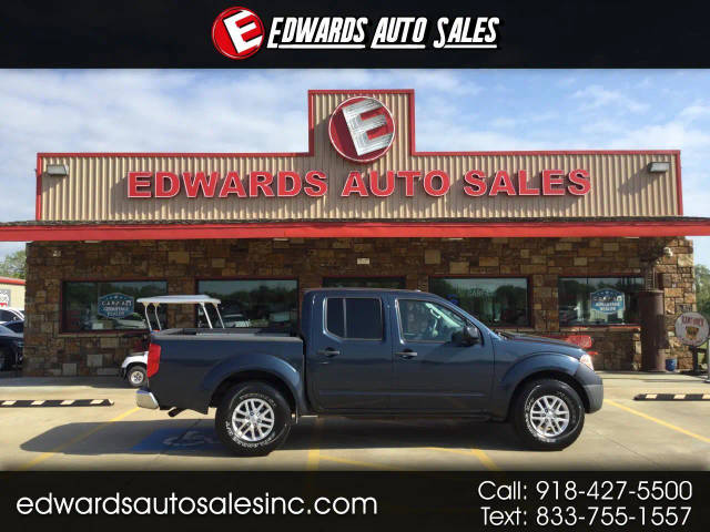 2015 Nissan Frontier SV 4WD photo