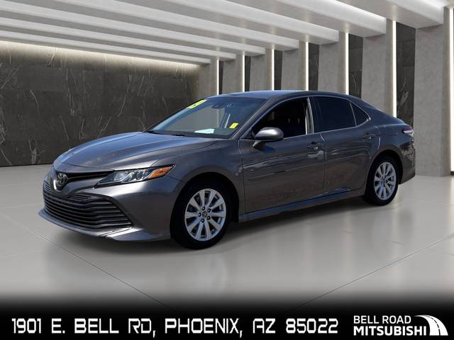 2019 Toyota Camry LE FWD photo