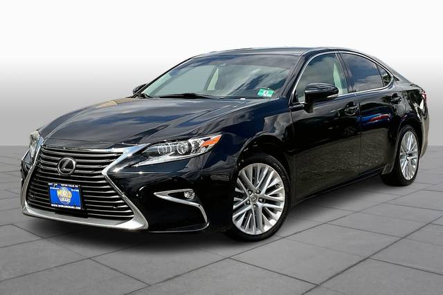 2016 Lexus ES  FWD photo