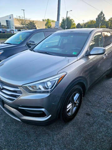 2017 Hyundai Santa Fe Sport 2.4L FWD photo