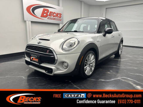 2018 MINI Hardtop 4 Door Cooper S FWD photo
