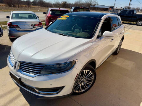 2016 Lincoln MKX Reserve FWD photo