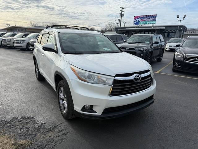 2015 Toyota Highlander XLE FWD photo