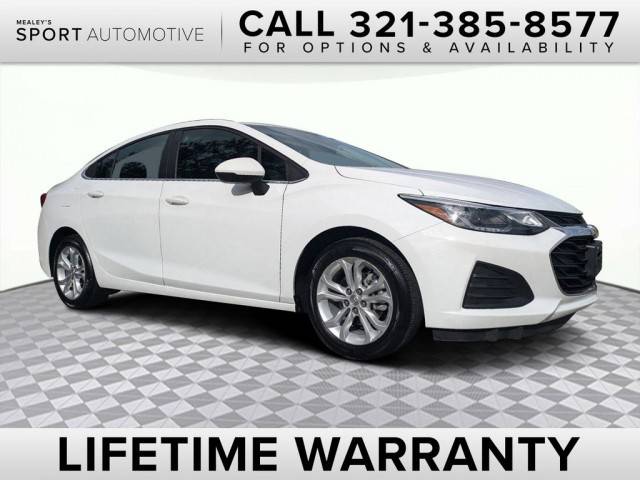 2019 Chevrolet Cruze LT FWD photo