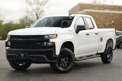 2019 Chevrolet Silverado 1500 Custom Trail Boss 4WD photo