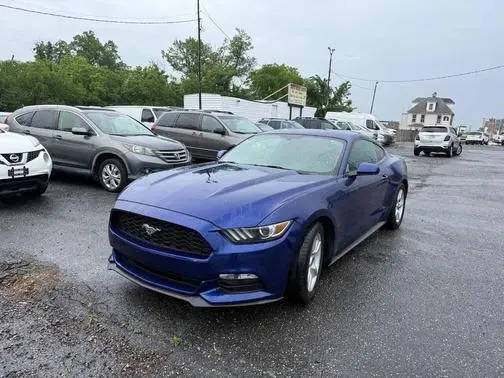 2015 Ford Mustang V6 RWD photo