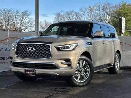 2019 Infiniti QX80 LUXE 4WD photo