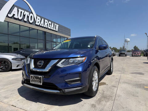 2019 Nissan Rogue SV FWD photo
