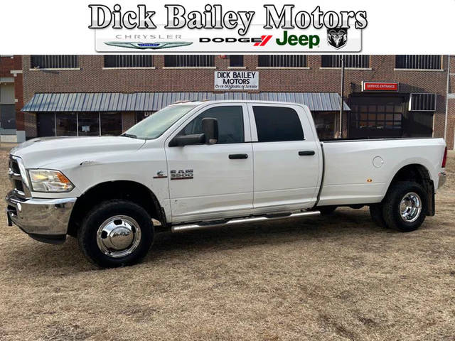 2018 Ram 3500 Tradesman 4WD photo