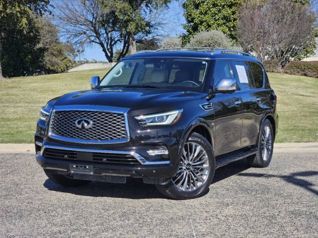 2019 Infiniti QX80 LUXE 4WD photo