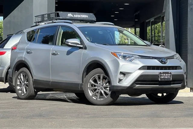 2018 Toyota RAV4 Limited AWD photo