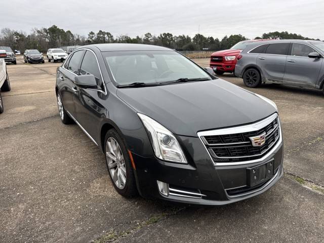 2017 Cadillac XTS Luxury FWD photo