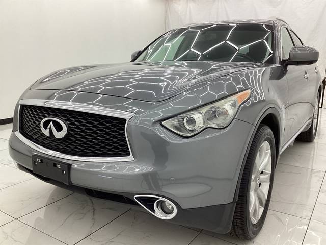 2017 Infiniti QX70  AWD photo