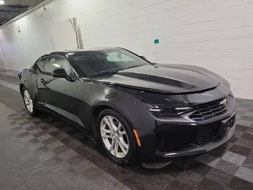 2019 Chevrolet Camaro 1LT RWD photo