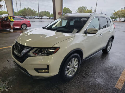 2019 Nissan Rogue SV FWD photo