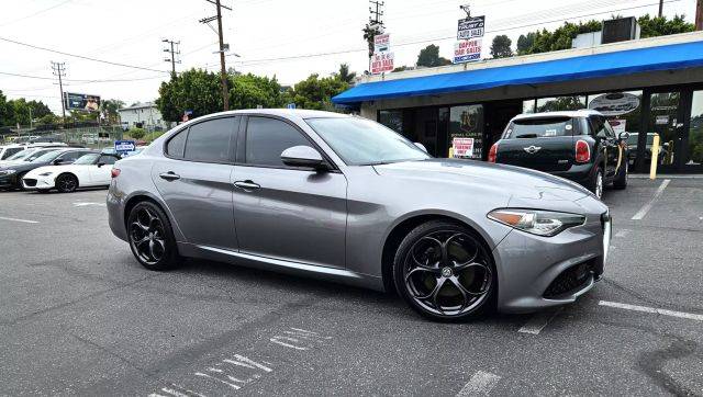 2019 Alfa Romeo Giulia Ti Sport RWD photo
