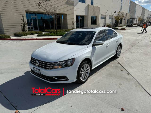 2019 Volkswagen Passat 2.0T Wolfsburg Edition FWD photo