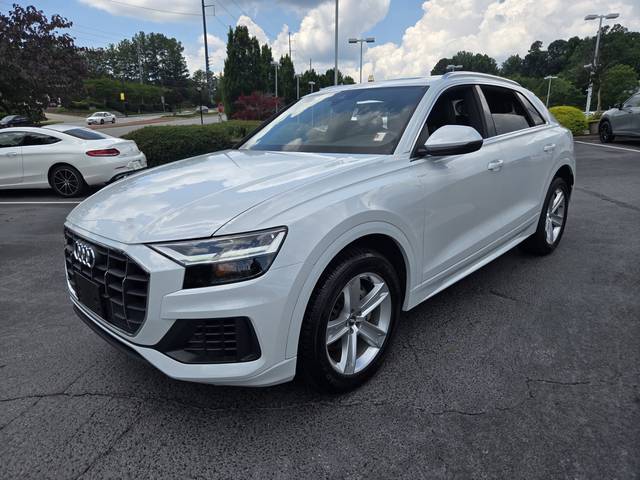 2019 Audi Q8 Premium AWD photo