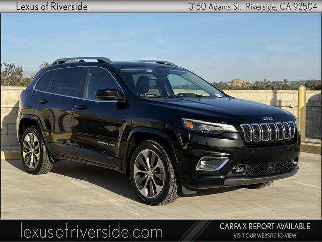 2019 Jeep Cherokee Overland 4WD photo