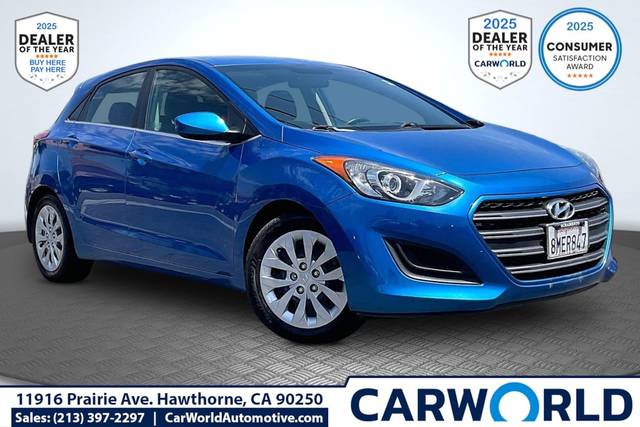 2017 Hyundai Elantra GT FWD photo
