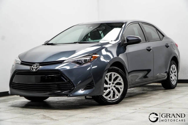 2019 Toyota Corolla LE FWD photo