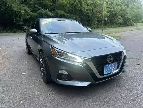 2019 Nissan Altima 2.5 Platinum AWD photo