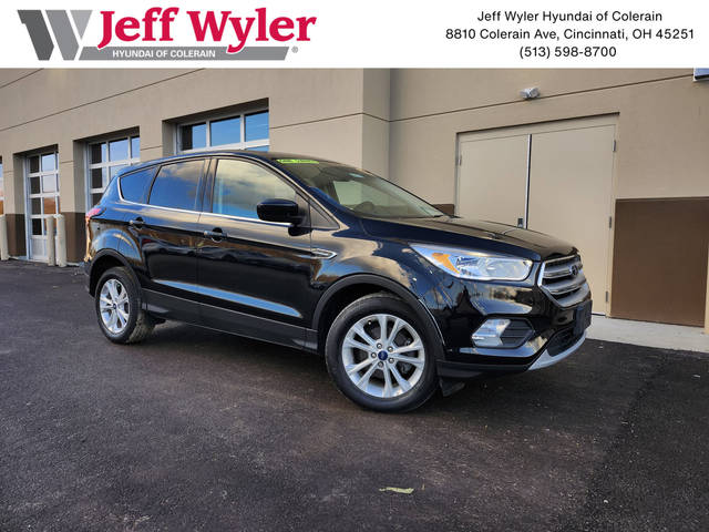 2019 Ford Escape SE FWD photo