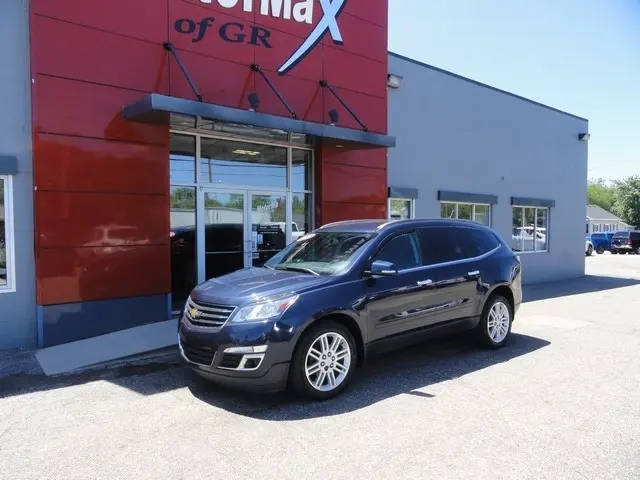 2015 Chevrolet Traverse LT FWD photo